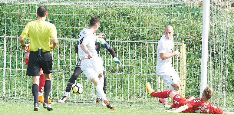 Čukarički poražen od Radničkog, meč obeležili penal i tri crvena kartona za naš tim-MarkoDocić,AsmirKajević,DarkoZorić-